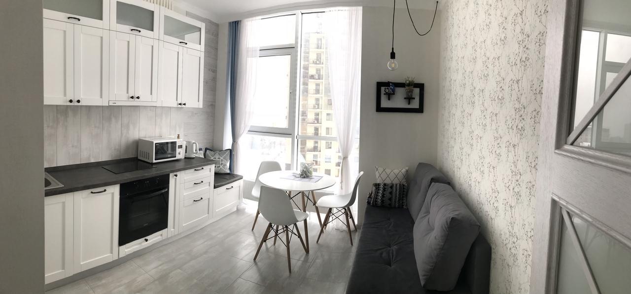 Bright Apartment In Arkadia Odessa Esterno foto